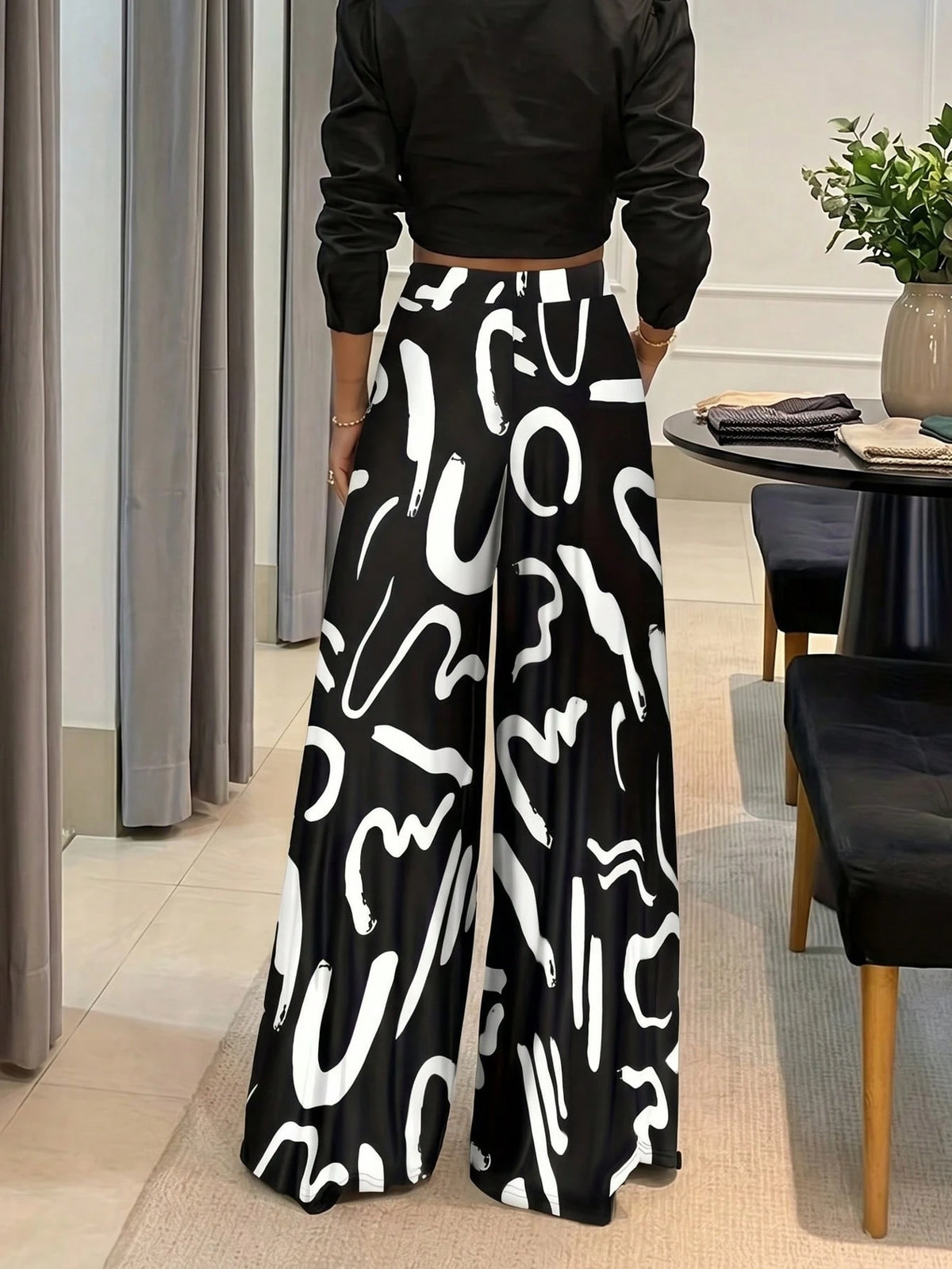 Elegant Geometric Print Loose Wide-Leg Fashion Pants for Women, Spring/Summer Black