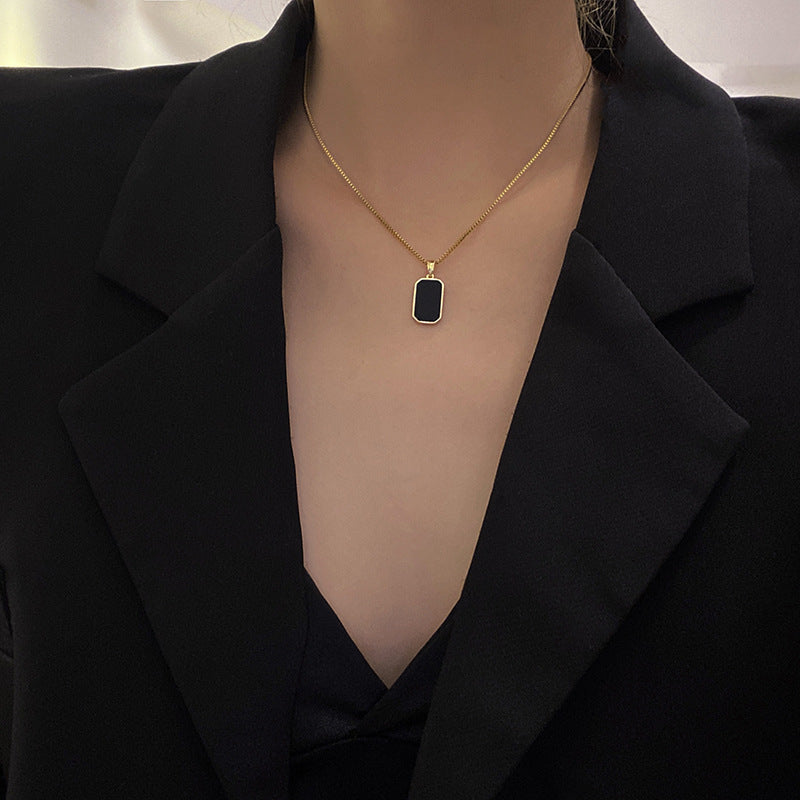 Rectangular Pendant Necklace Design 18K Gold Non-Fading Fashion Small Black for Men Titanium Steel Necklace for Women